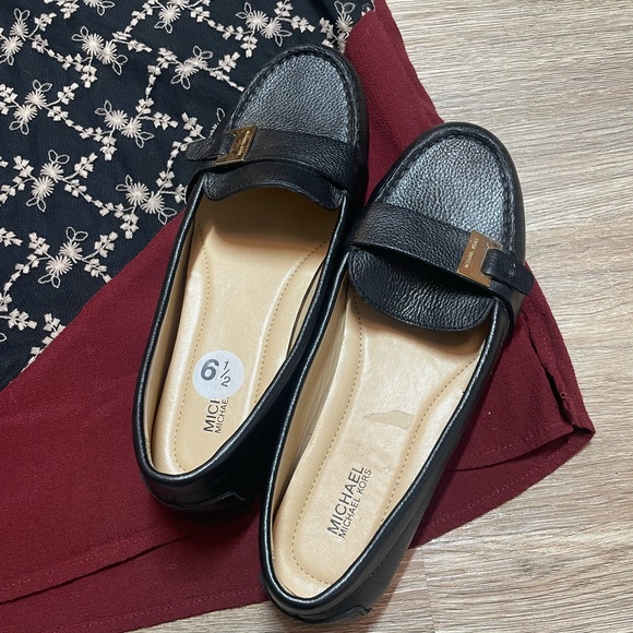 Michael Kors Loafers - Picture 6 of 14